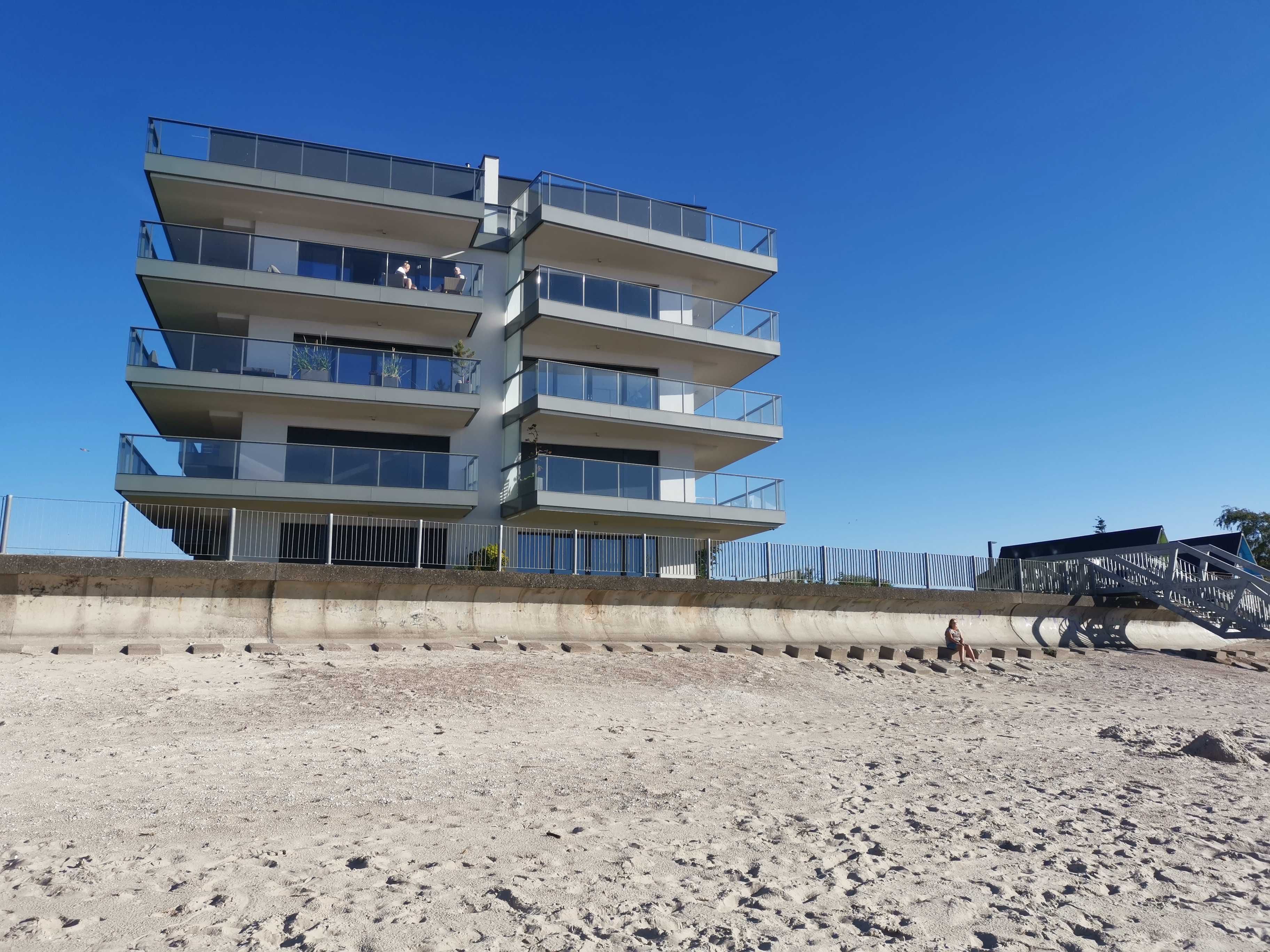 Apartament Dziwnów front widok  morze plaża gardenia noclegi komfort