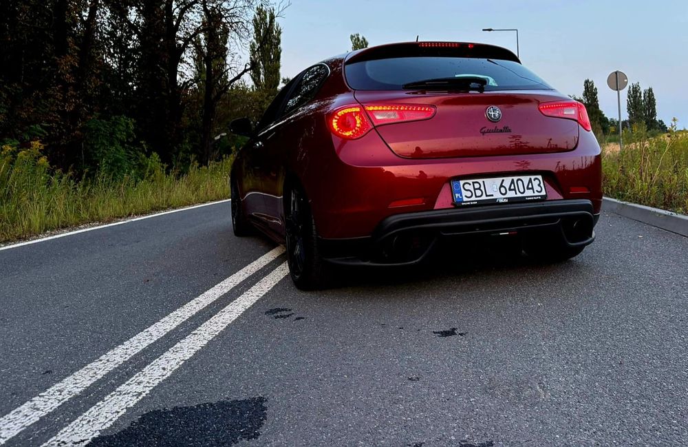 Niebagatelny HotHatch 210 włoskich koni czyli Alfa Romeo Giulietta