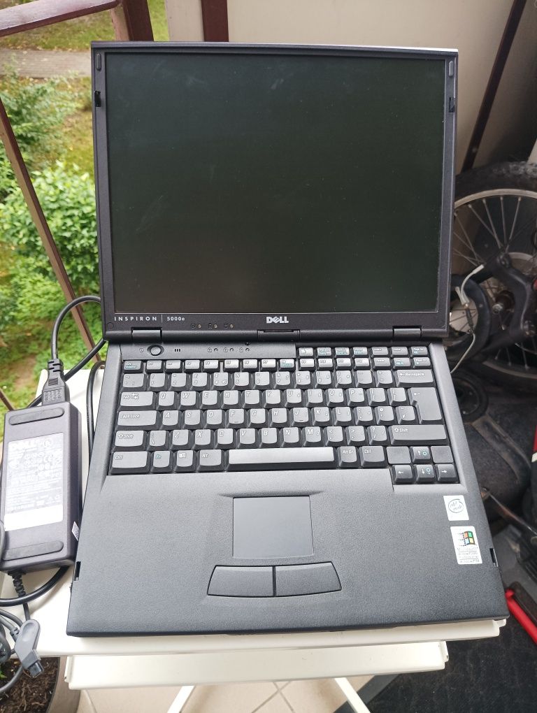 Laptop Dell Inspiron 5000e