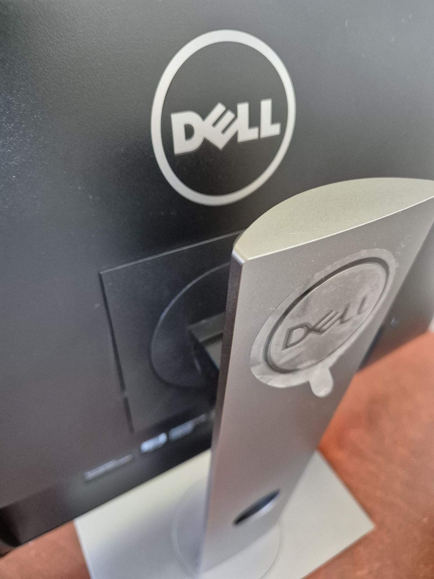 Монітор 27" Dell UltraSharp U2715Hс IPS 2560x1440 2K QHD