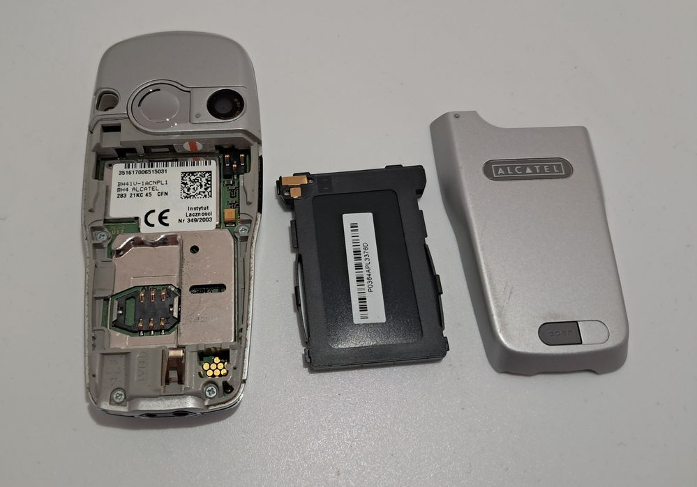 Alcatel One Touch 735 - pełen komplet idealny do kolekcji.
