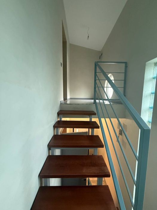 Продаж будинку м.Львів, вул. Дунайська 6а