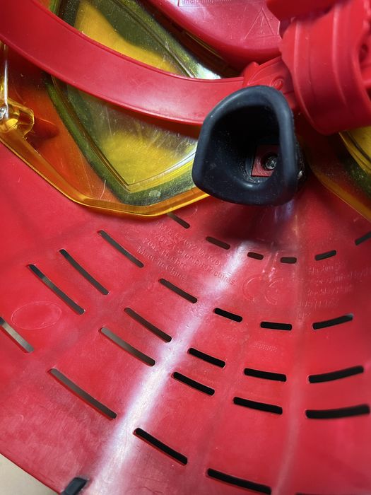 Маска человек паук спайдермэн озвучена и светятся глаза