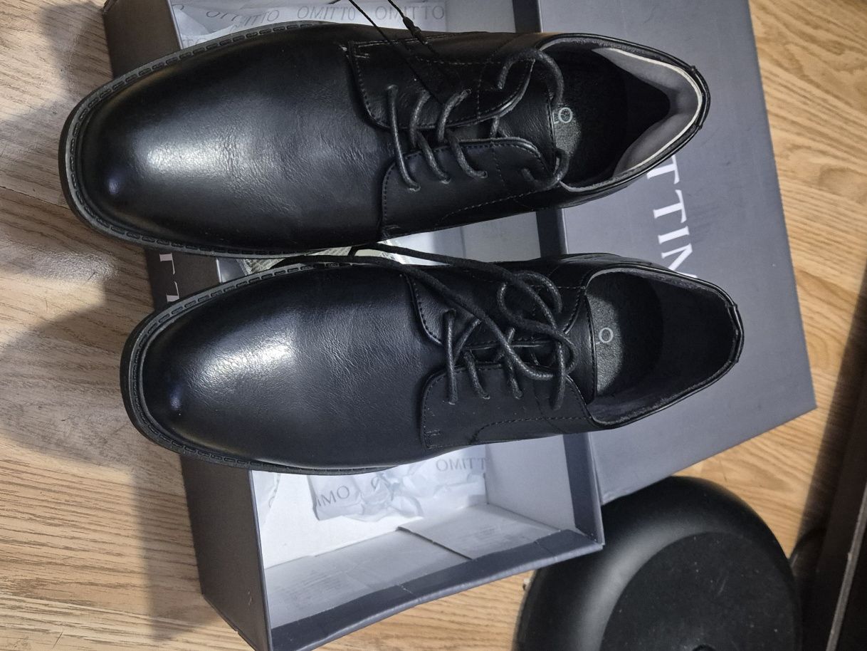 Eleganckie buty chłopięce w rozm. 37 czarne
