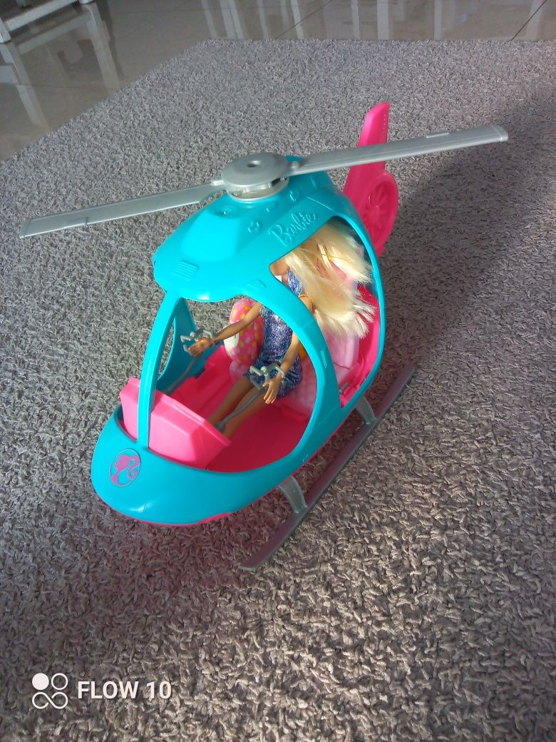 Barbie z helikopterem i akcesoriami