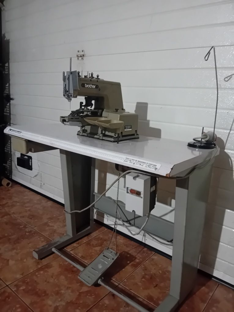 Maquina de costura