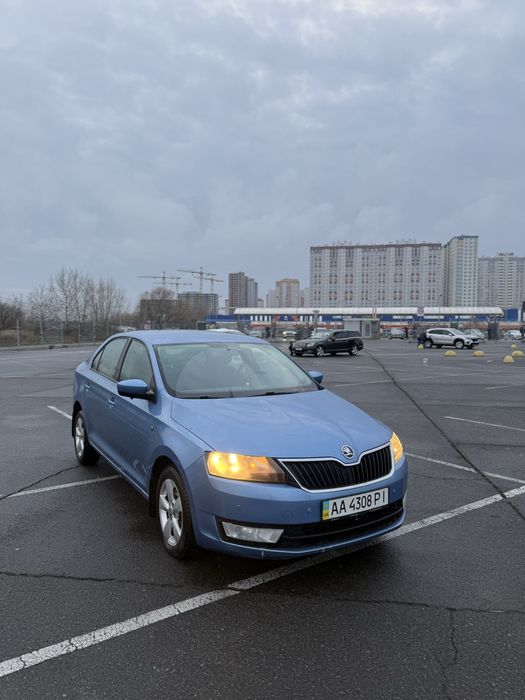 Шкода рапид автомат один хозяин с салона