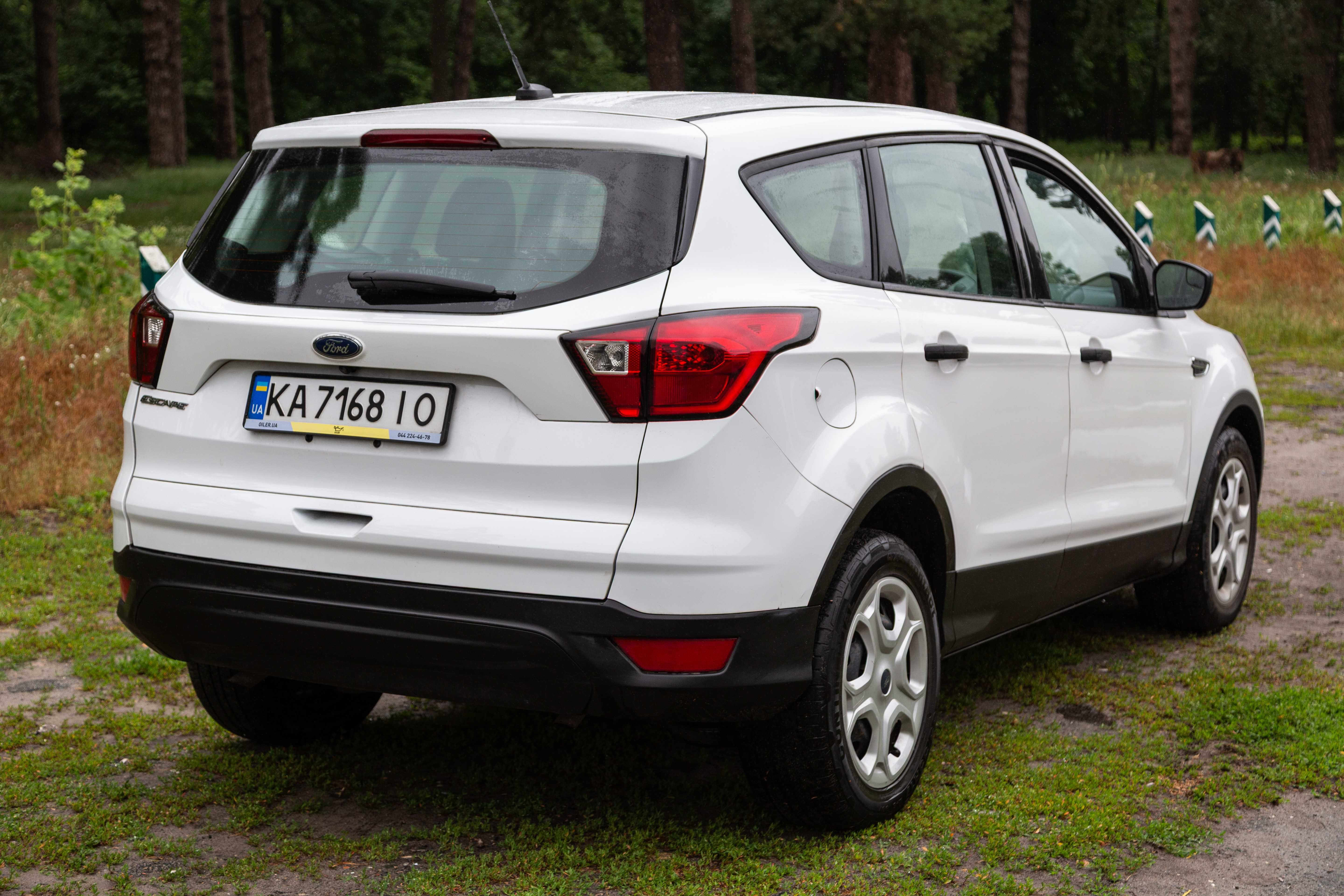 Продам Ford Escape