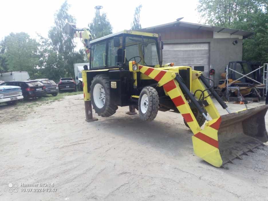 Koparko ladowarka ostrowek