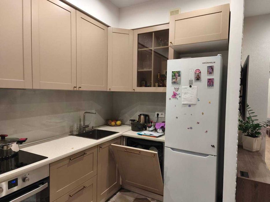 2-к квартира. Ремонт. Резервне живлення! Київський район.