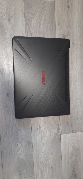 Asus /FHD/IPS/Ryzen 5 3550H/3.7 GHz/16 ГБ/SSD 180/Radeon rx 560x