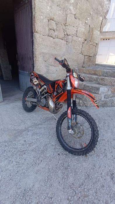 Vendo Ktm exc 250 2t matriculada