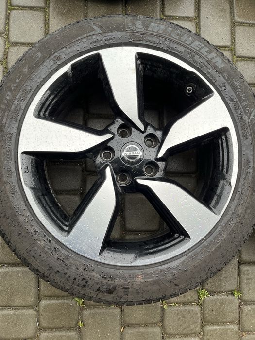 Alufelgi 5x114,3 18 cali Nissan Qashqai J11 X-trail opony 215/55/18