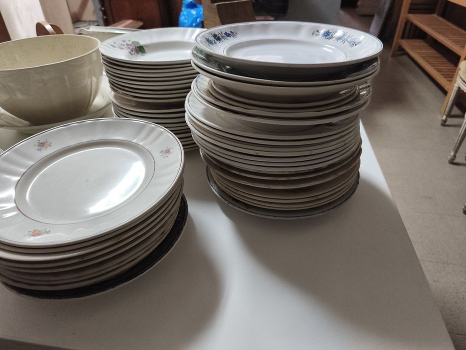 Lote com diversos artigos