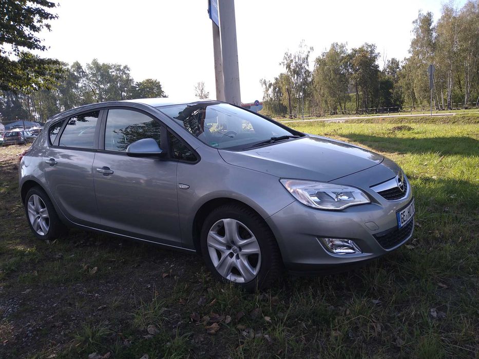 Astra 1,4 Turbo Bardzo ZADBANA 123tyś km  wojew.Śląskie