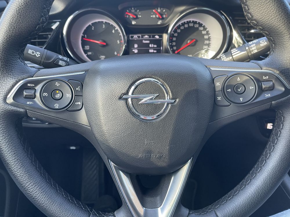 Opel insignia 2019г
