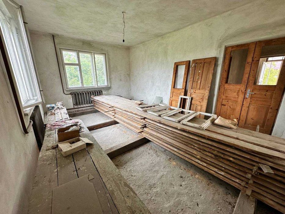 Продається будинок у передмісті Дрогобича (с.Михайлевичі)