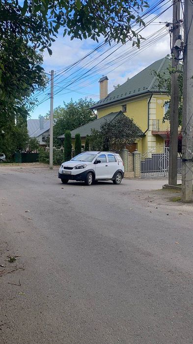 CHERY BEAT продається