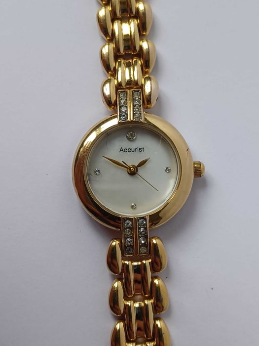 Годинник Accurist SU19, кварц, позолота. механізм Miyota 1l32, Японія.