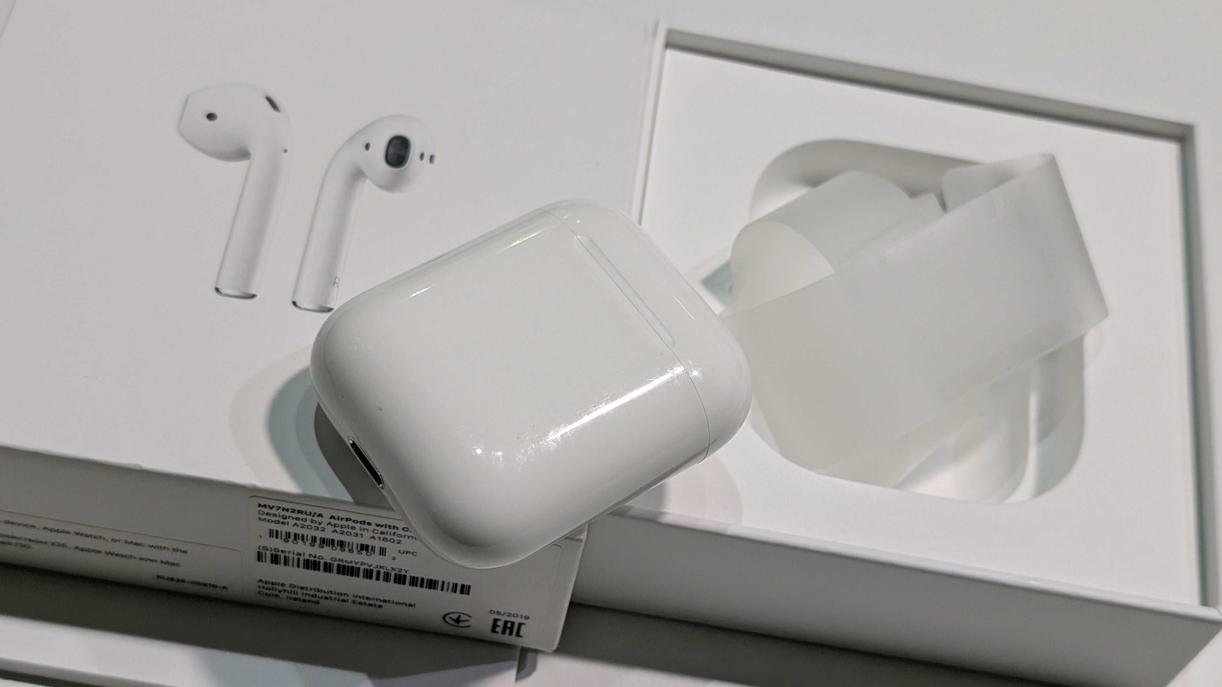 Apple AirPods 2nd gen with Case наушники (оригинал)