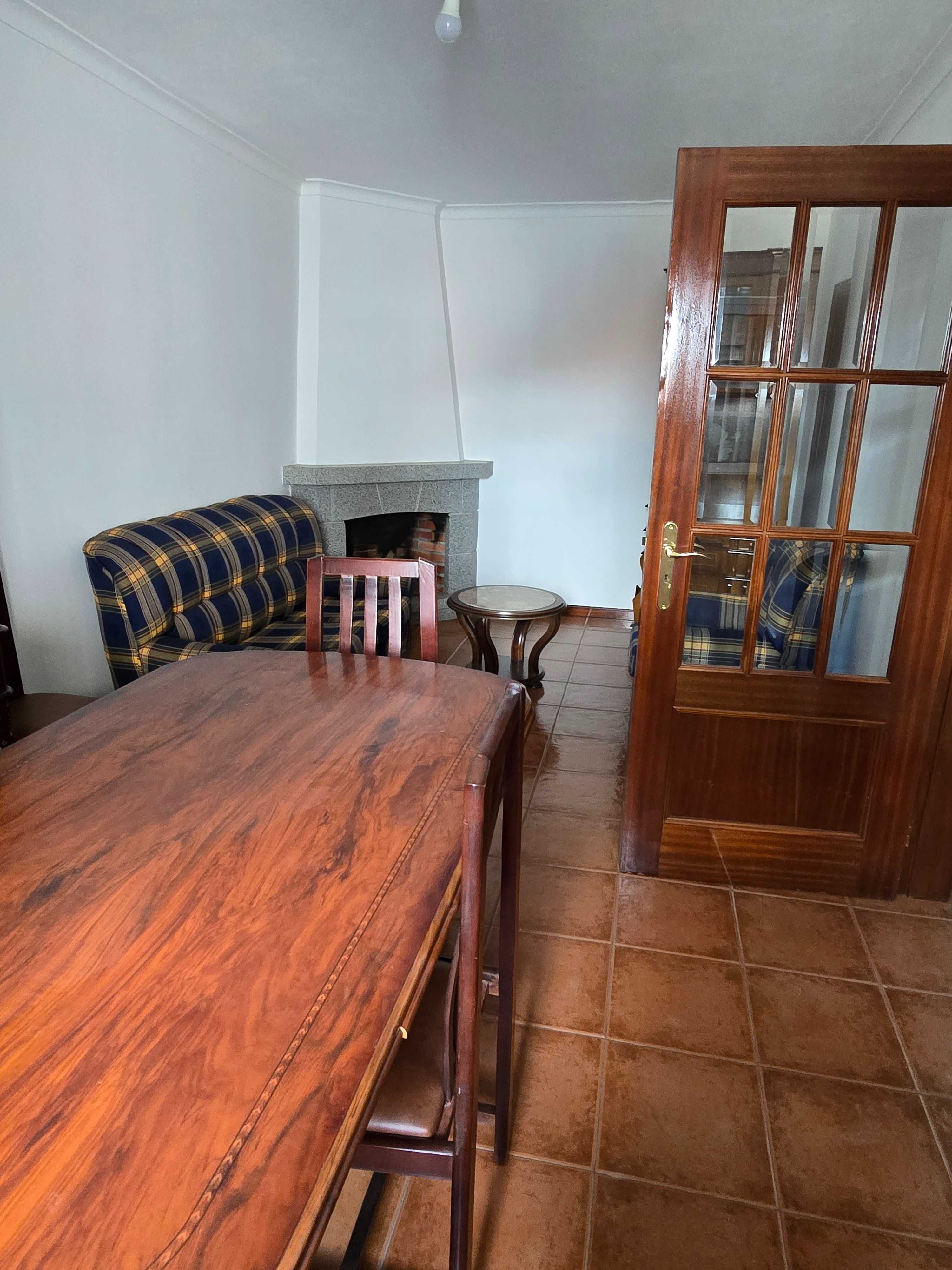 Apartamento T4 para venda