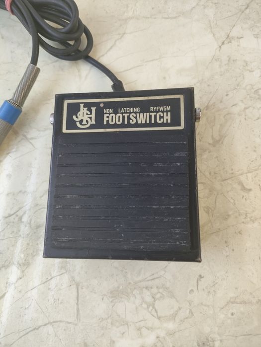 Вінтажний педальний перемикач JHS footswitch RYFW5M 70-х років