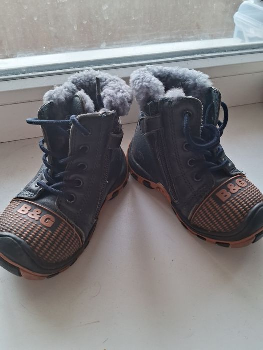 Ботиночки дитячі зимові на цегейці 22-23р( 13, 5 см)