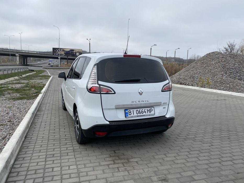 Renault Scenic 2 Rest