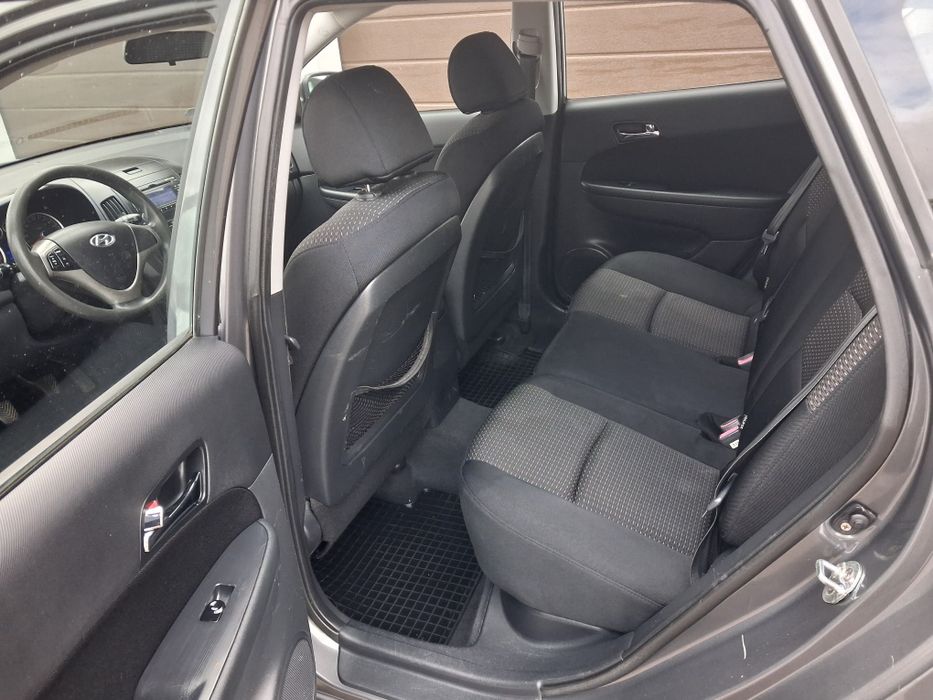 Ładny HYUNDAI I30 2008. 1,4 +GAZ-2034!klima!