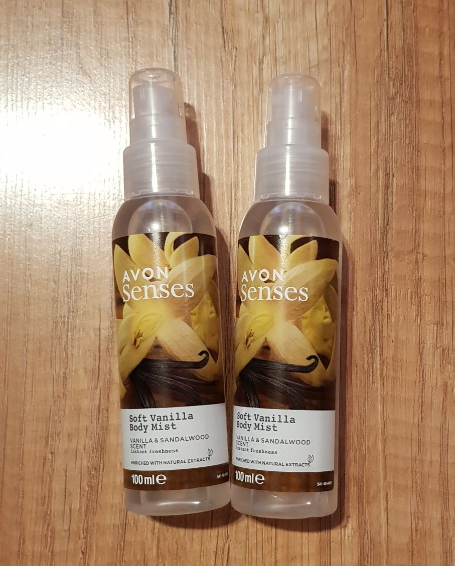 Avon Naturals mgiełka do ciała Creamy Fantasy wanilia karmel migdał