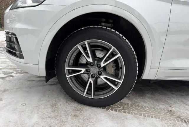 Продам Audi Q5 2018