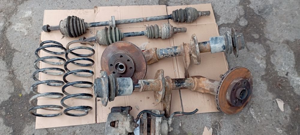 Полуосі і гранати