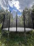 Duża trampolina o średnicy 5m