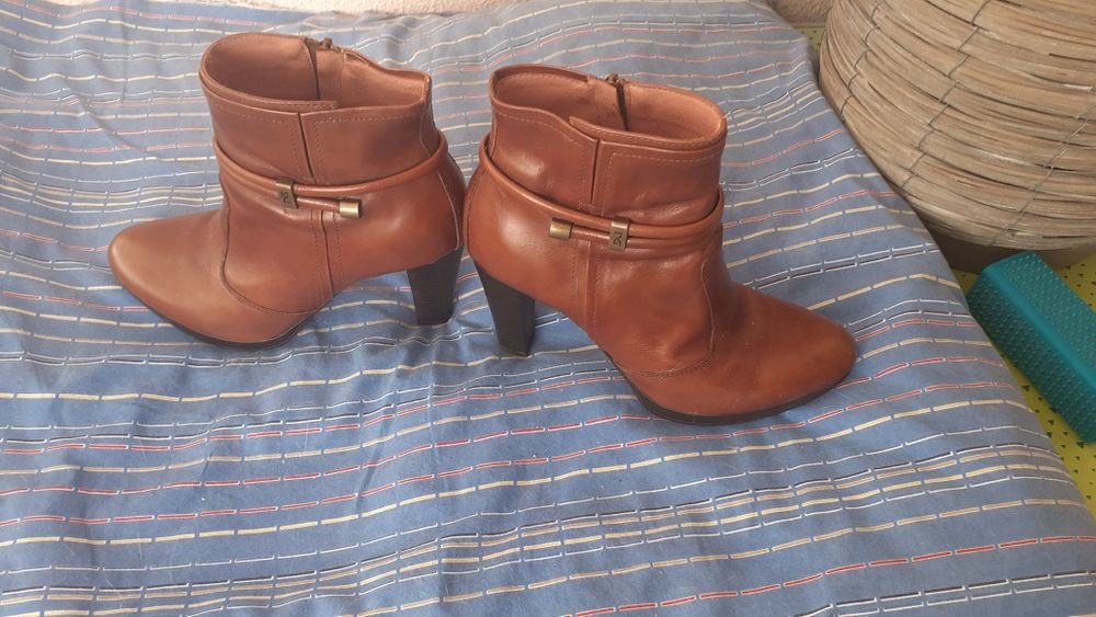 Botins pele n. 38 marca NERO GIARDINI