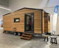 Domek mobilny na kółkach drewniany