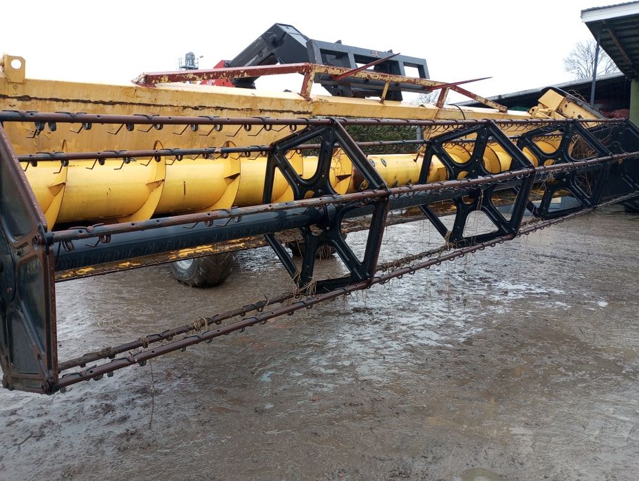 Hender do kombajnu (pozostałości)