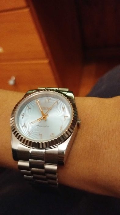 Zegar Seiko mod arabical dial