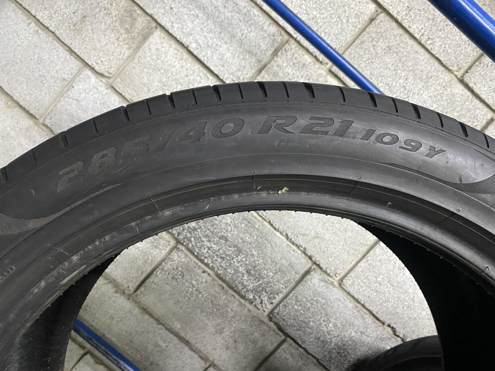 Різноширокі шини 285/40R21 i 315/40R21 PIRELLI