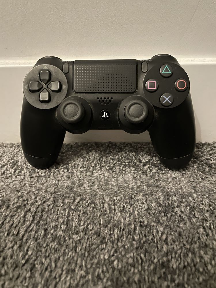 Konsola ps4 500gb