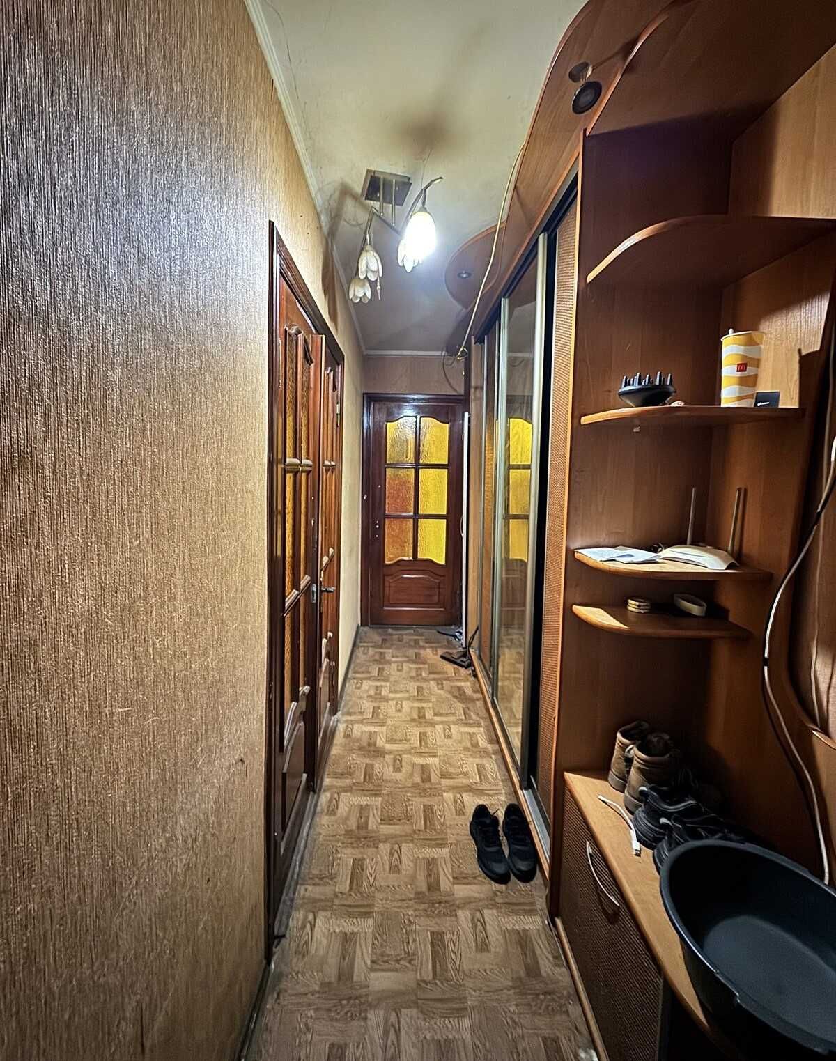 39447 продаж 2 кімнатної квартири на вул. Романа Шухевича