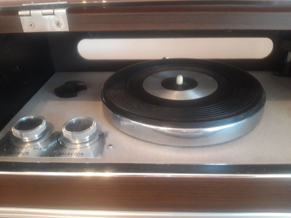 Gira discos vintage Onkyo Stereo Phonograph leitor de vinil e rádio