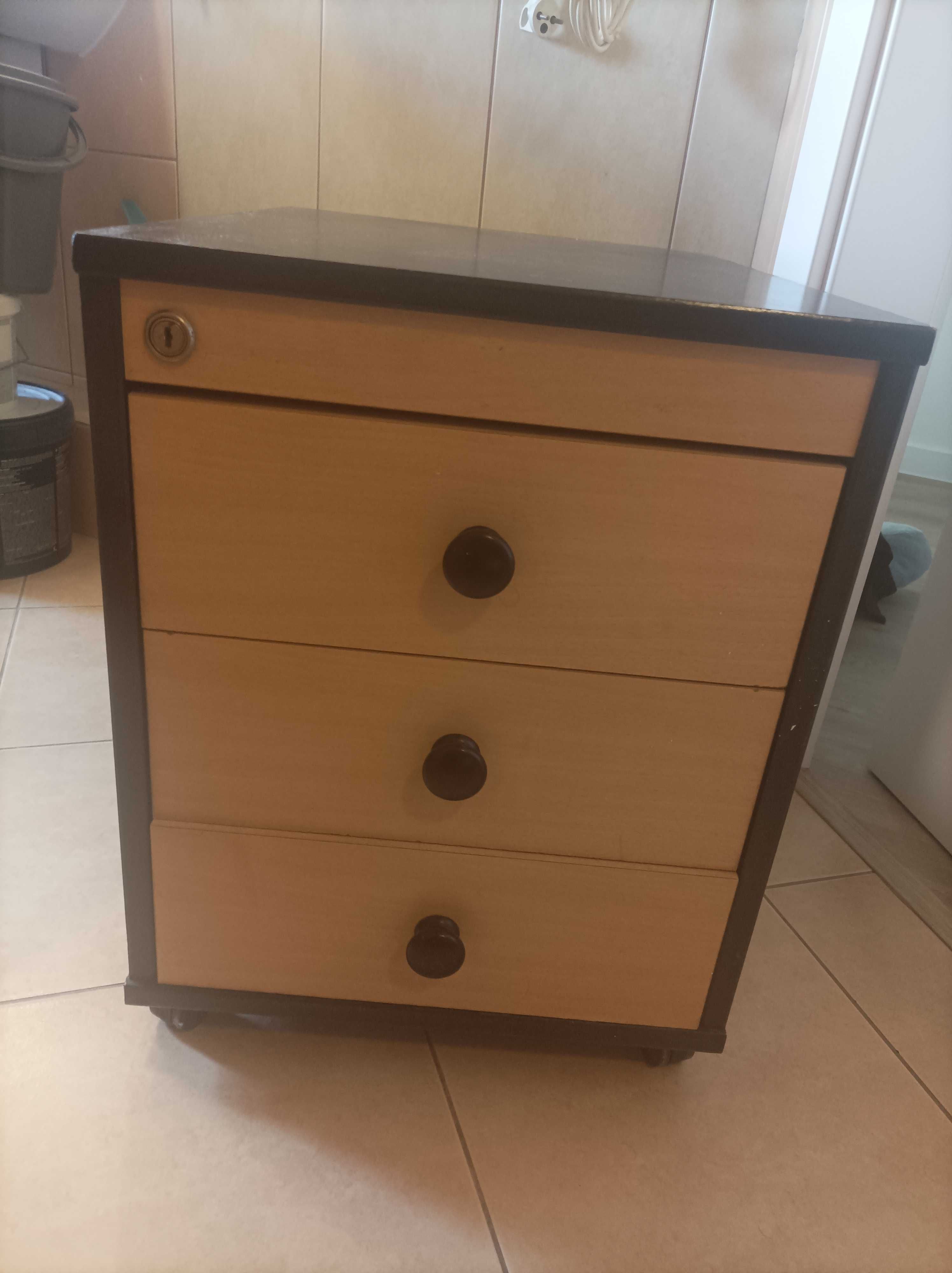 Szafka pod biurko z szufladami