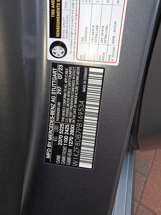 Mercedes E klasa  w 213 zamiana