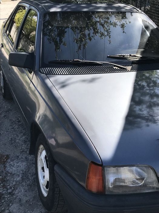 Продам Опель Кадет 1.3 газ бензин