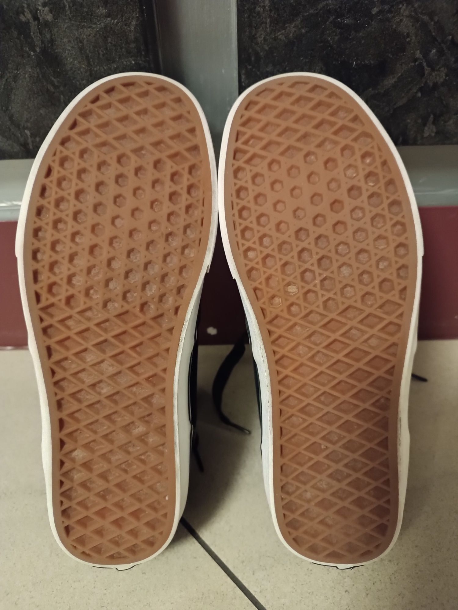 Vans r 40,5 długość wkładki 26cm