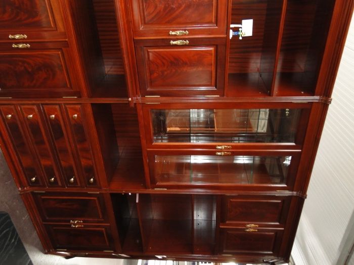 Grande móvel de sala em madeira - óptimo estado