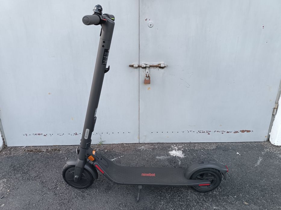 Hulajnoga elektryczna NINEBOT E22E