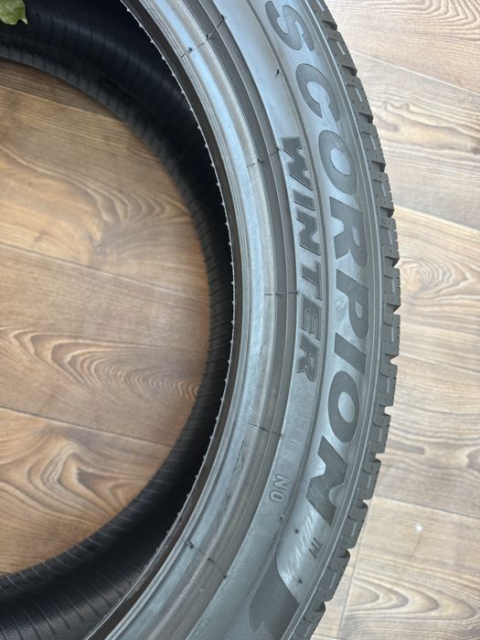 Шини Pirelli 305/35/R21 - 275/40/R21