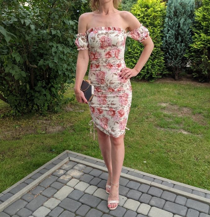 Sukienka w kwiaty hiszpanka bufki midi mini ze ściągaczem wesele