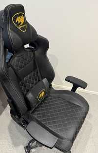 Геймерське крісло Cougar Armor Titan PRO Royal (офісне крісло)